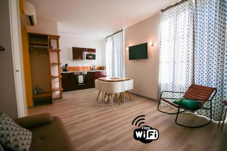 Les Halles Positives, Draps Compris Sarlat-la-Caneda Εξωτερικό φωτογραφία